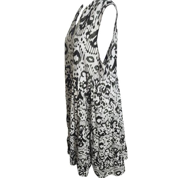 Chico's (16) Green & White Ikat Tiered V-Neck Maxi Dress W/ Pockets - Picture 5 of 9